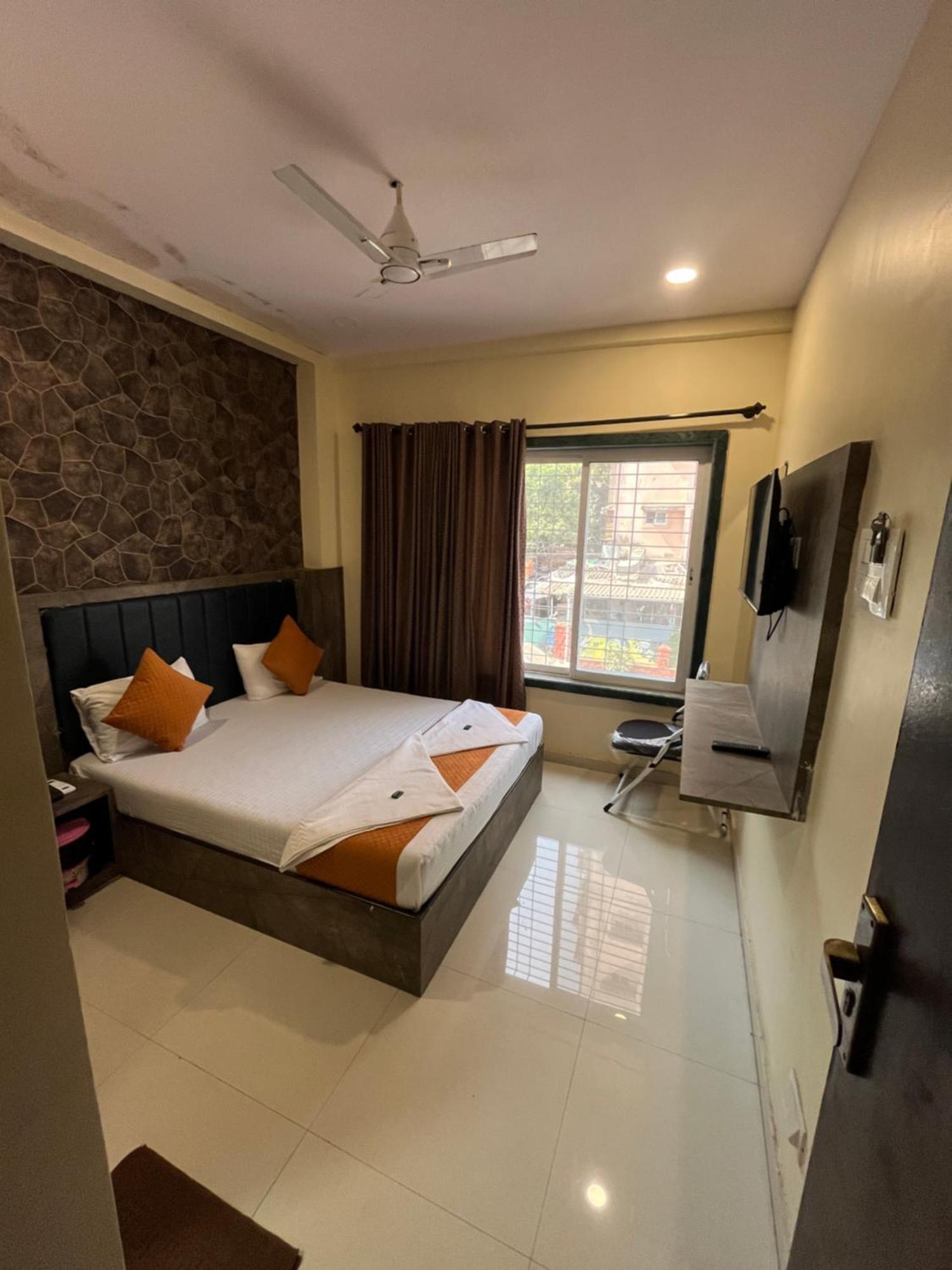 Hotel Grand Bella Mumbai Exteriör bild